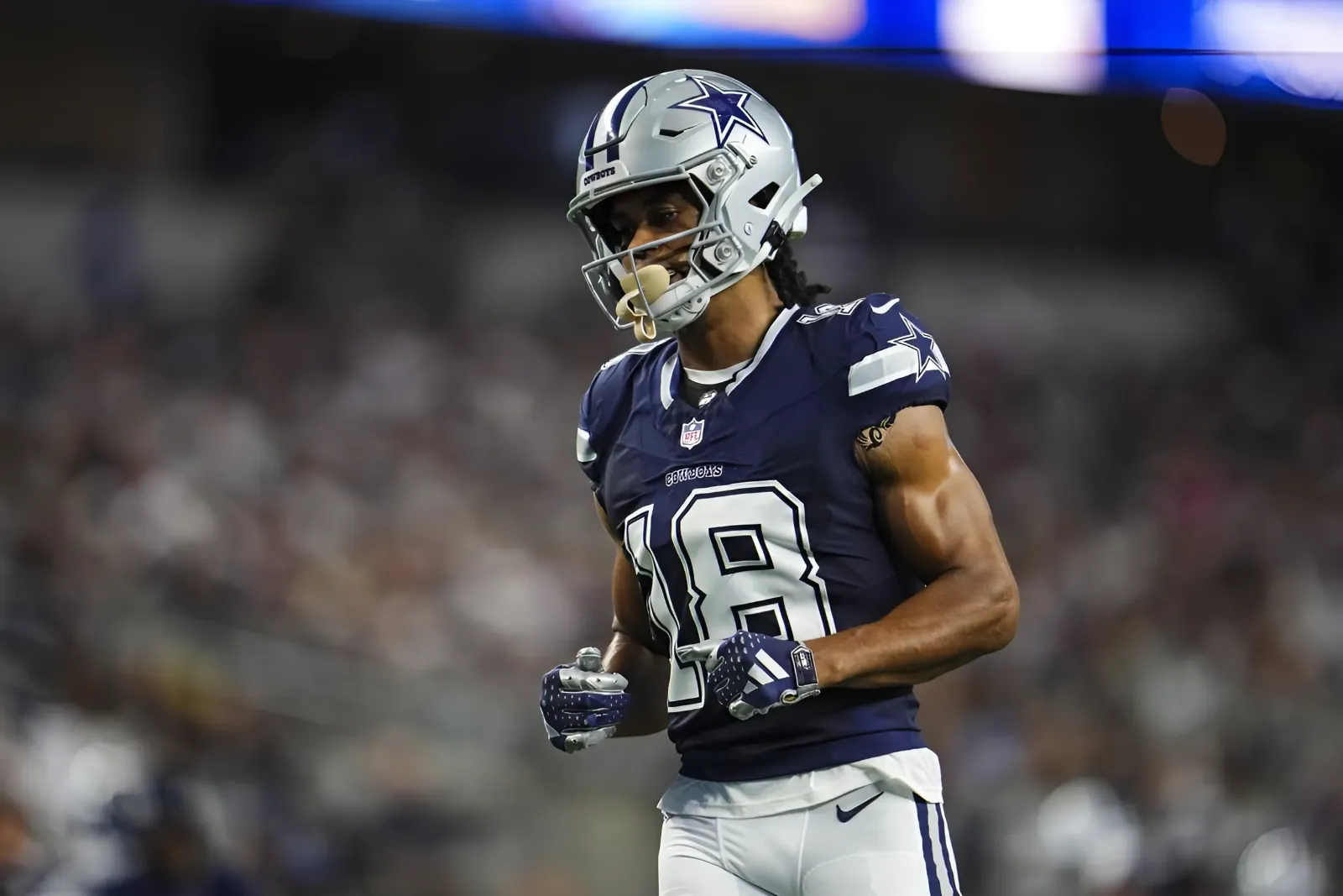 Cowboys WR Has Standing 2-Word Response to QB Dak Prescott