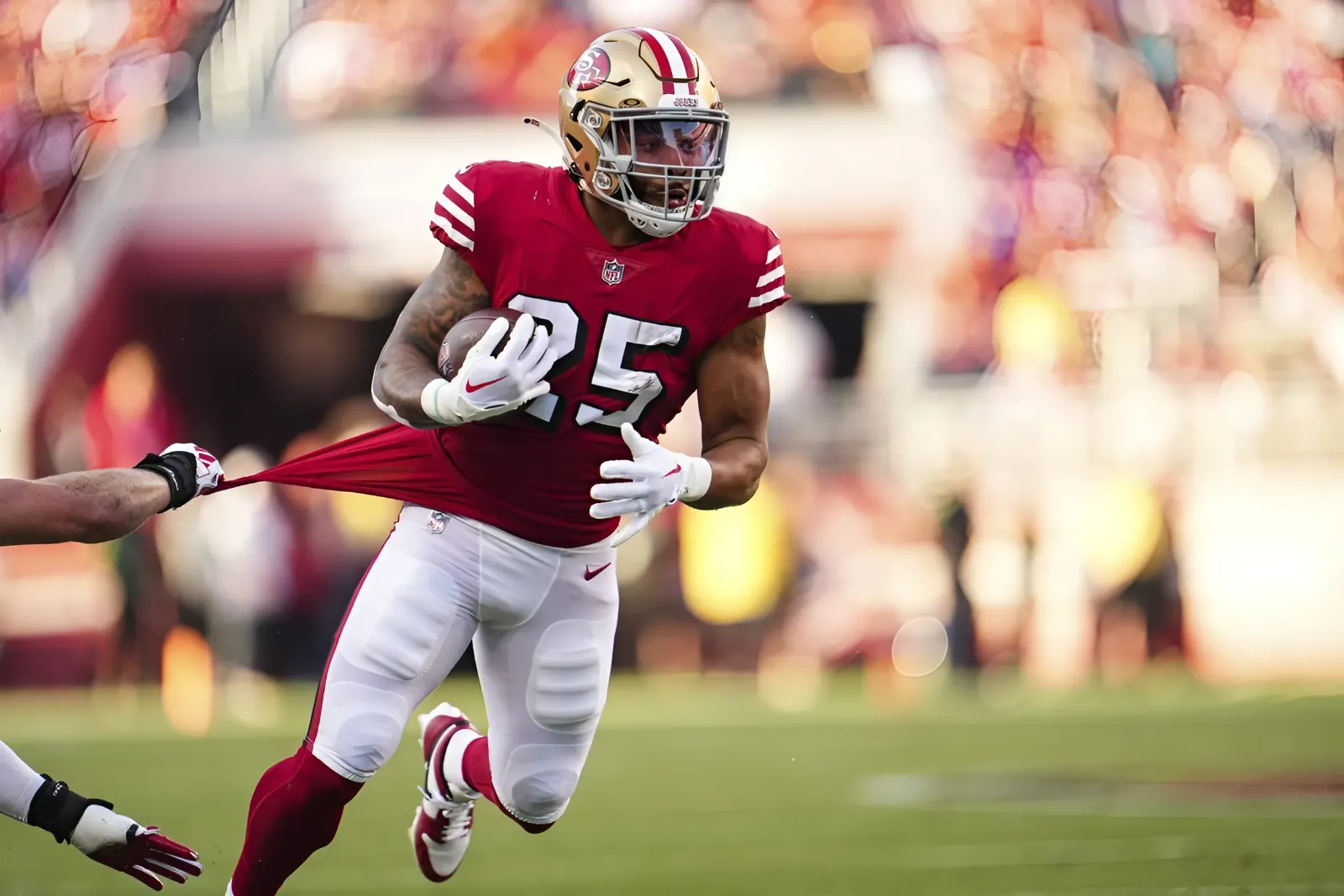 49ers 1,100-Yard Running Back Could Be Available For Trade