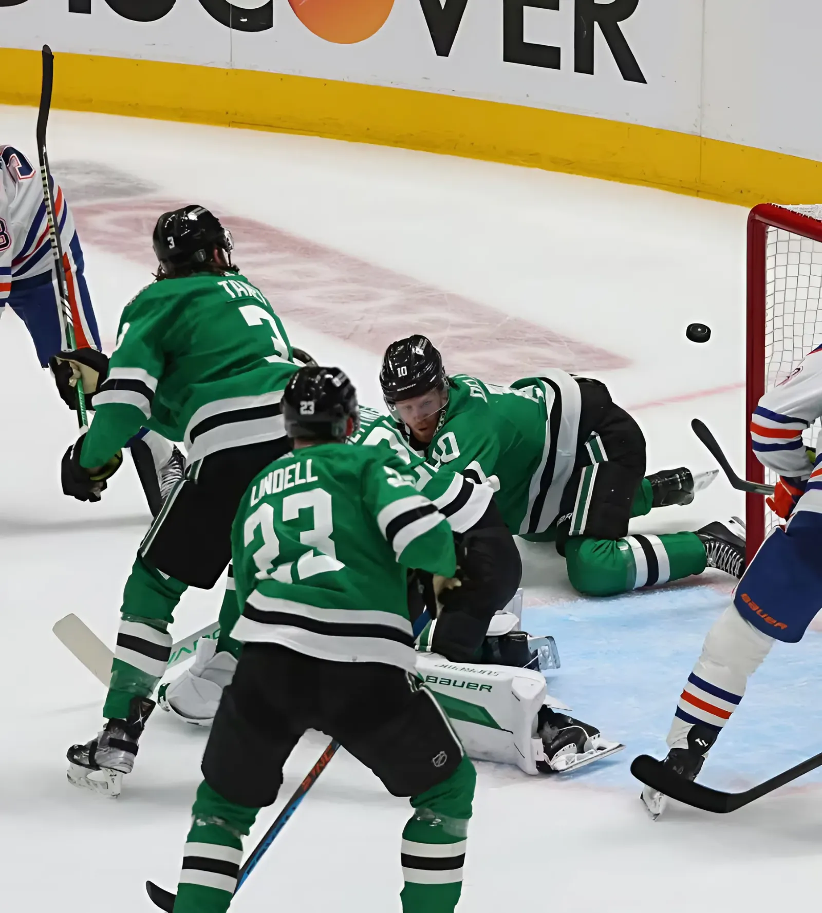 Oilers Edge Closer to Stanley Cup Dream with Game 5 Victory Over Stars