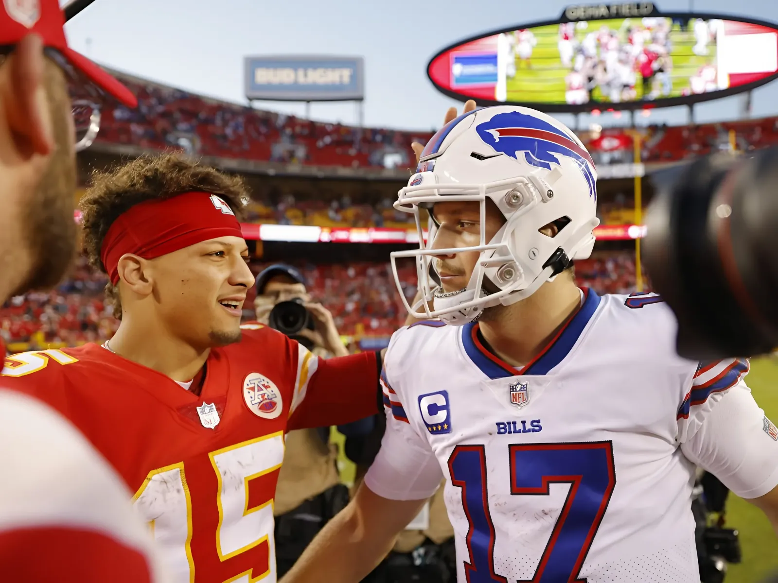 Rival Quarterback Turns Heads With Statement on Bills QB Josh Allen