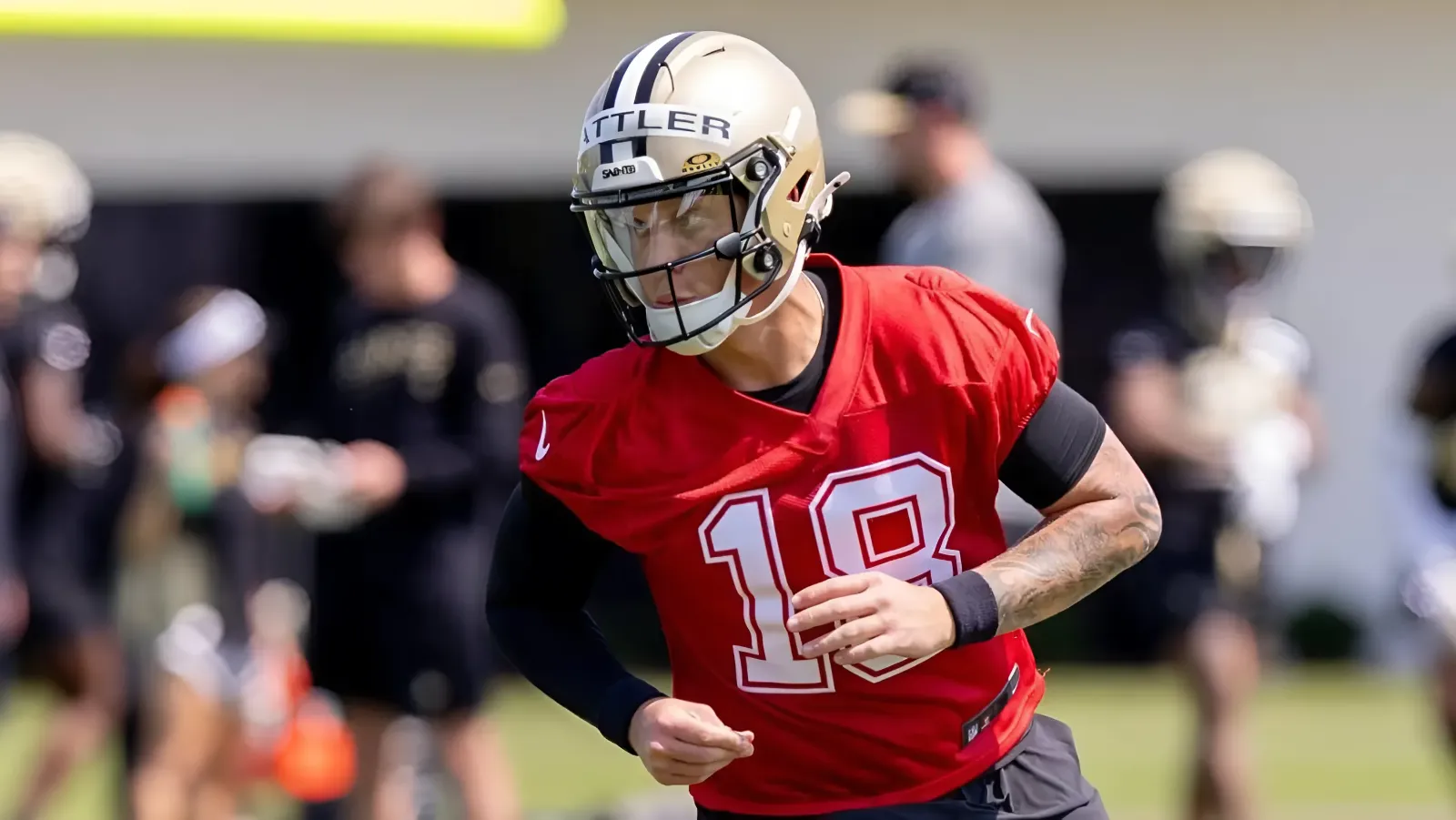 Dennis Allen wants Saints rookie Spencer Rattler to compete with Derek Carr