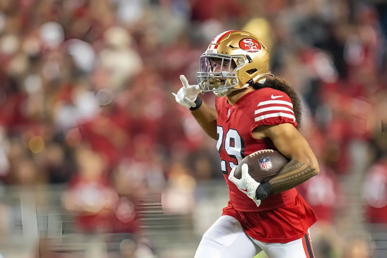 49ers All-Pro veteran could be in danger of losing starting job to a rookie