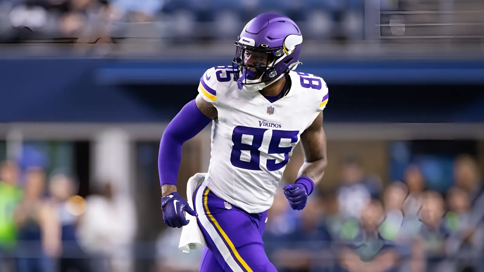 Vikings move N’Keal Harry to tight end