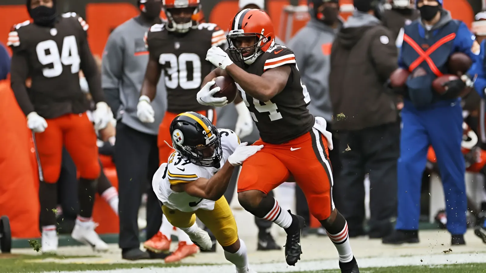 Browns’ Nick Chubb gets 100% real on Minkah Fitzpatrick hit that shattered knee