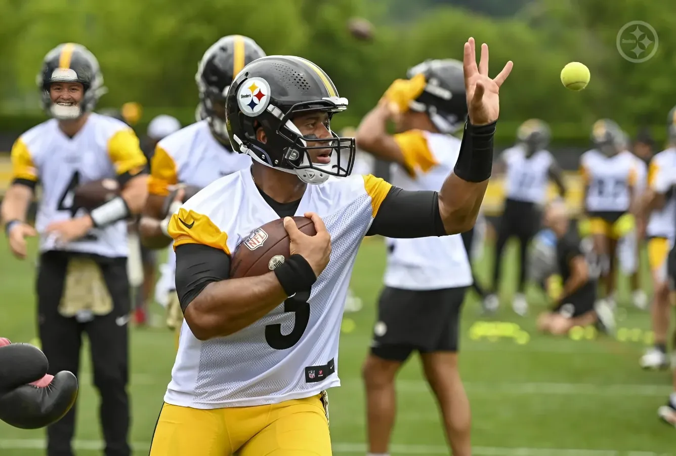 Steelers QB Russell Wilson Has No-Trade Clause in Contract