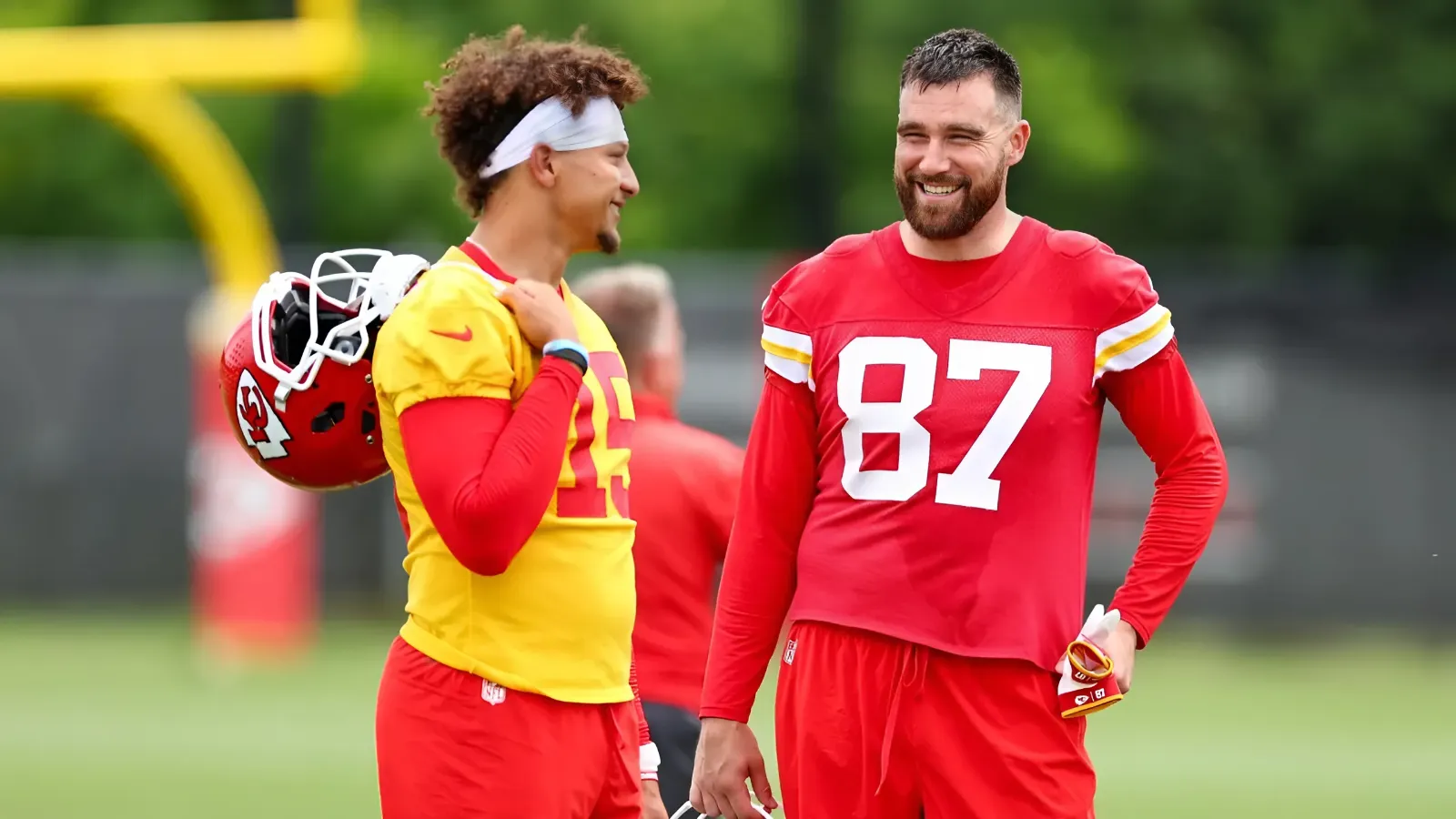 Kansas City Chiefs TE Travis Kelce reflects on one of the most memorable plays of his career-copy