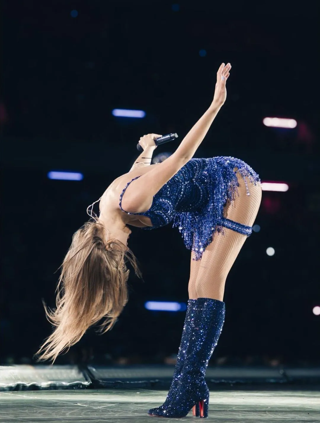 Taylor Swift reveals she is 'blown away' as she thanks her fans following emotional first UK gigs in Edinburgh "You truly blew me away this weekend"