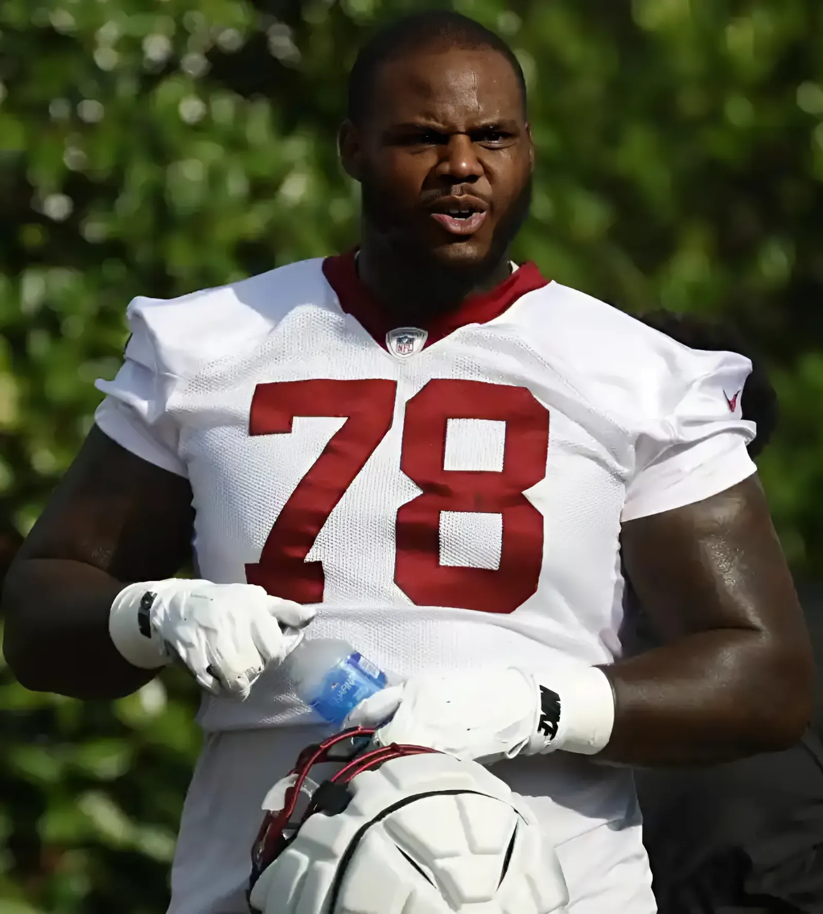 Commanders Have Big Question Mark at Left Tackle