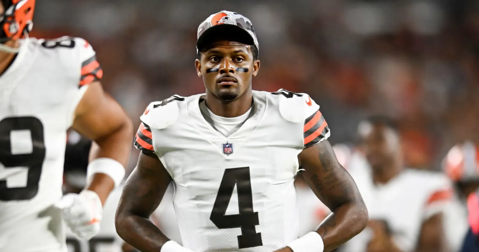 Browns QB Deshaun Watson Issues 3-Word Message After Off-Field Injury Scare