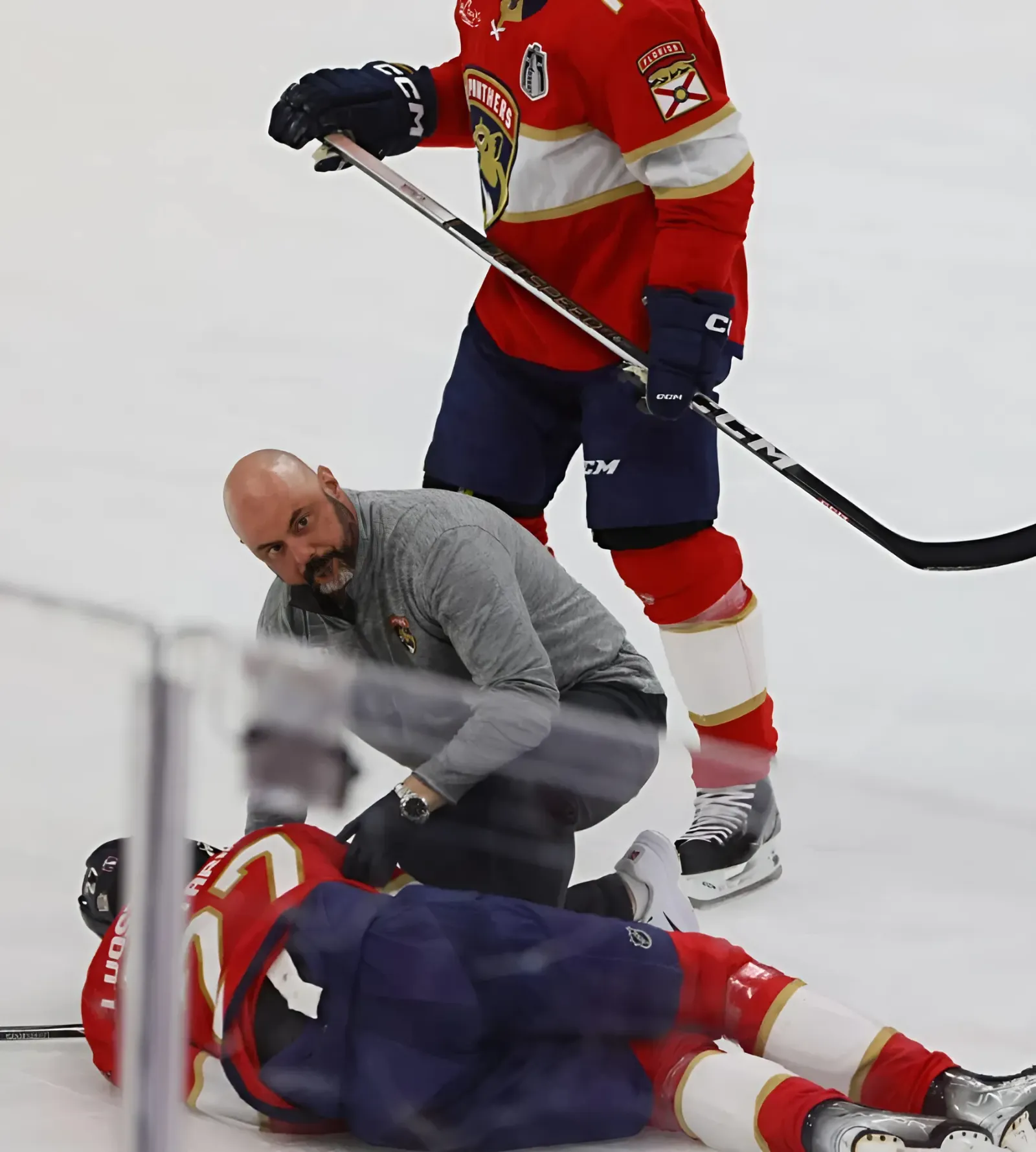 Oilers winger Warren Foegele ejected from Game 2 for kneeing