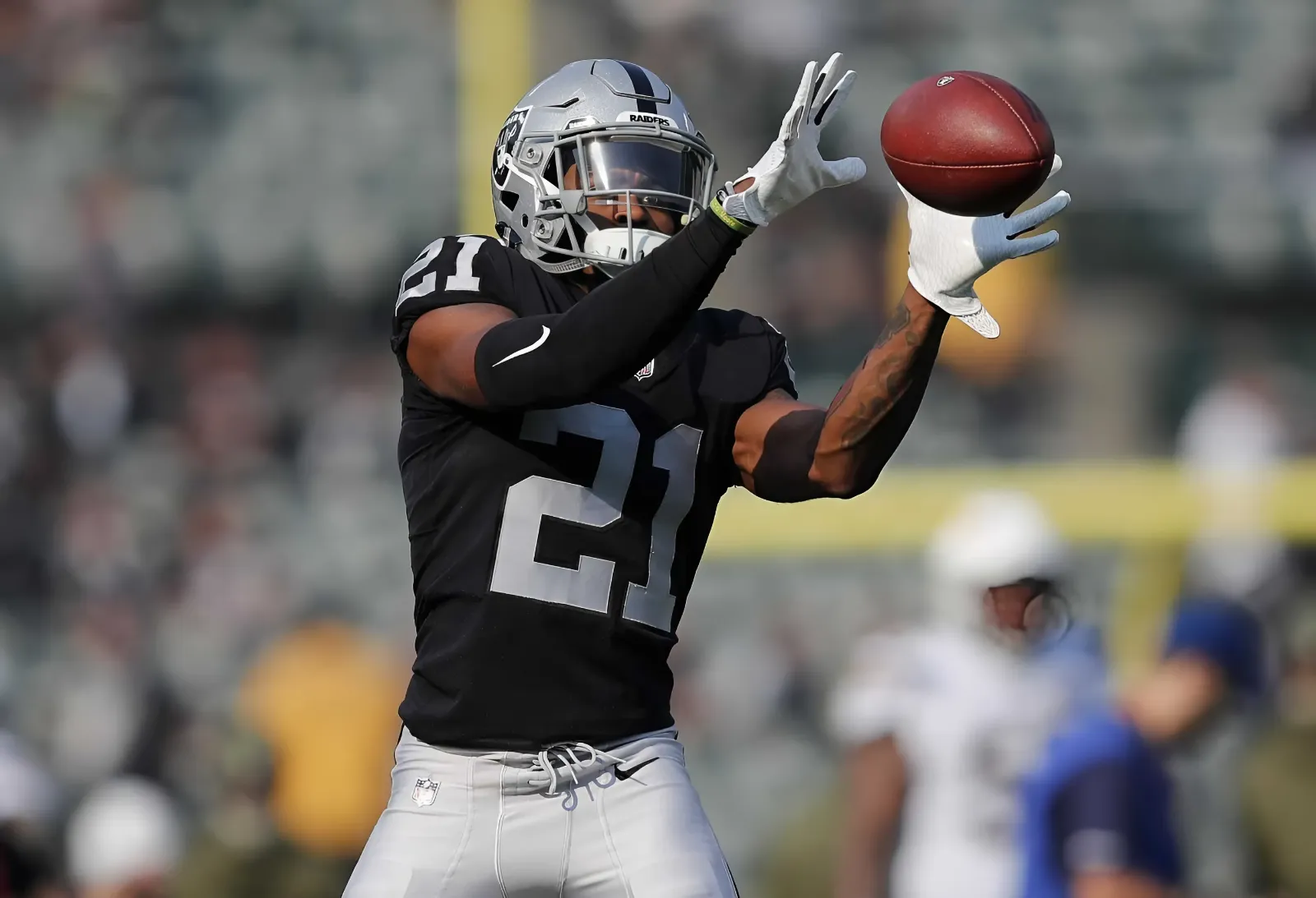 Ex-Raiders 1st-Round Pick Lands Cowboys Tryout After 4 Years Away From NFL