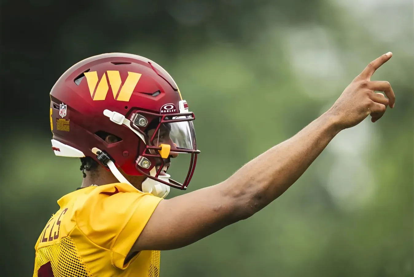 Washington Commanders Star WR Praising Work Ethic and Charisma of QB Jayden Daniels