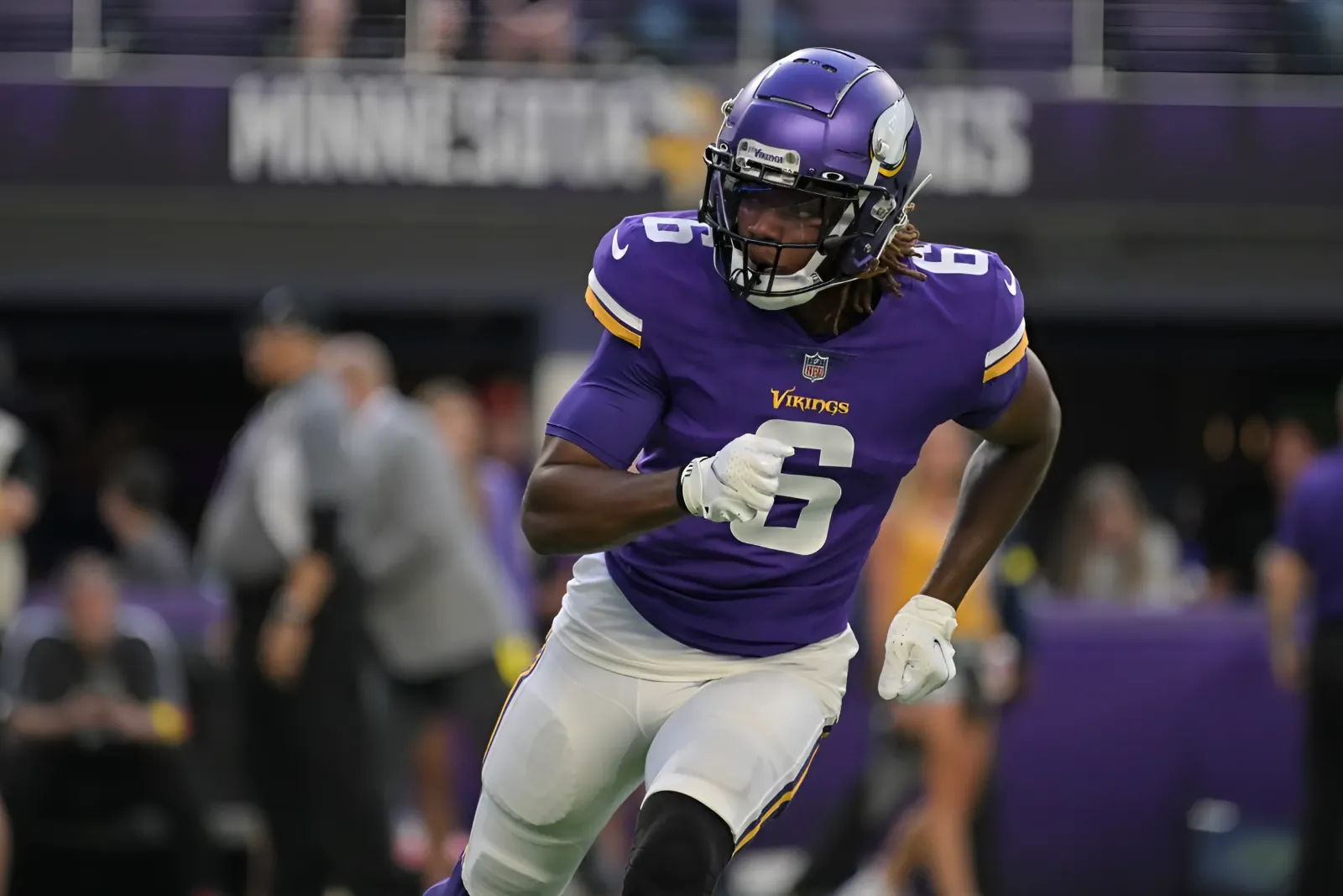 Vikings Predicted to Cut Former 1st-Round Pick to Avoid Losing Talent