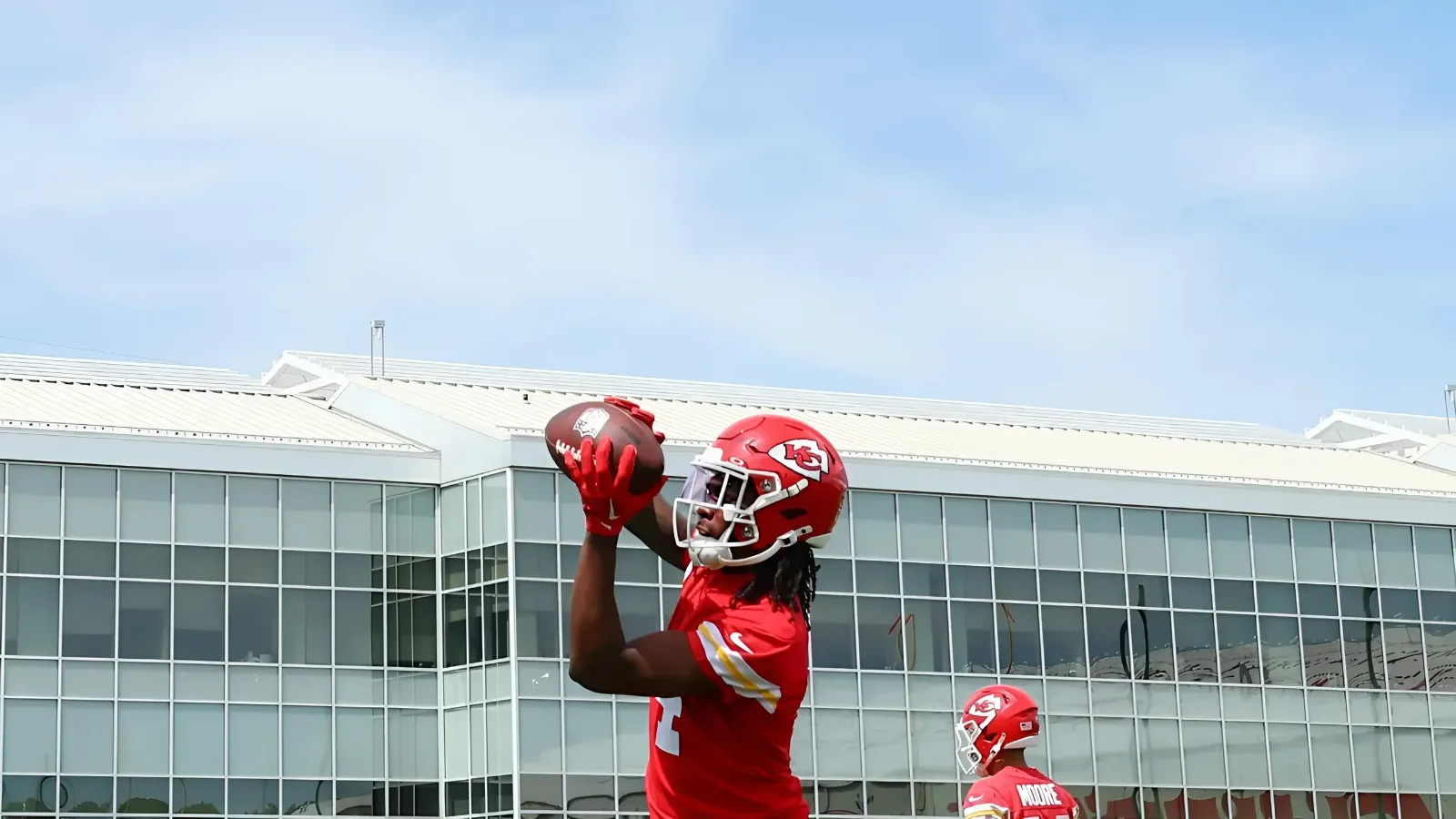 Chiefs Reporter Names 2 KC ‘Standouts’ From Day 1 of Minicamp