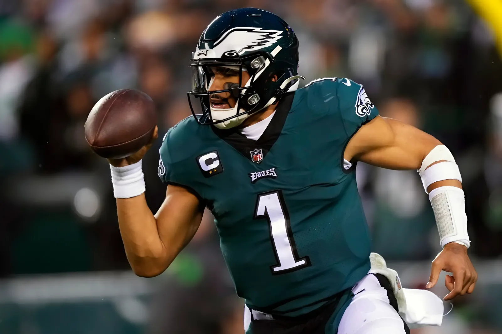 Former Eagles All-Pro Issues Warning to QB Jalen Hurts