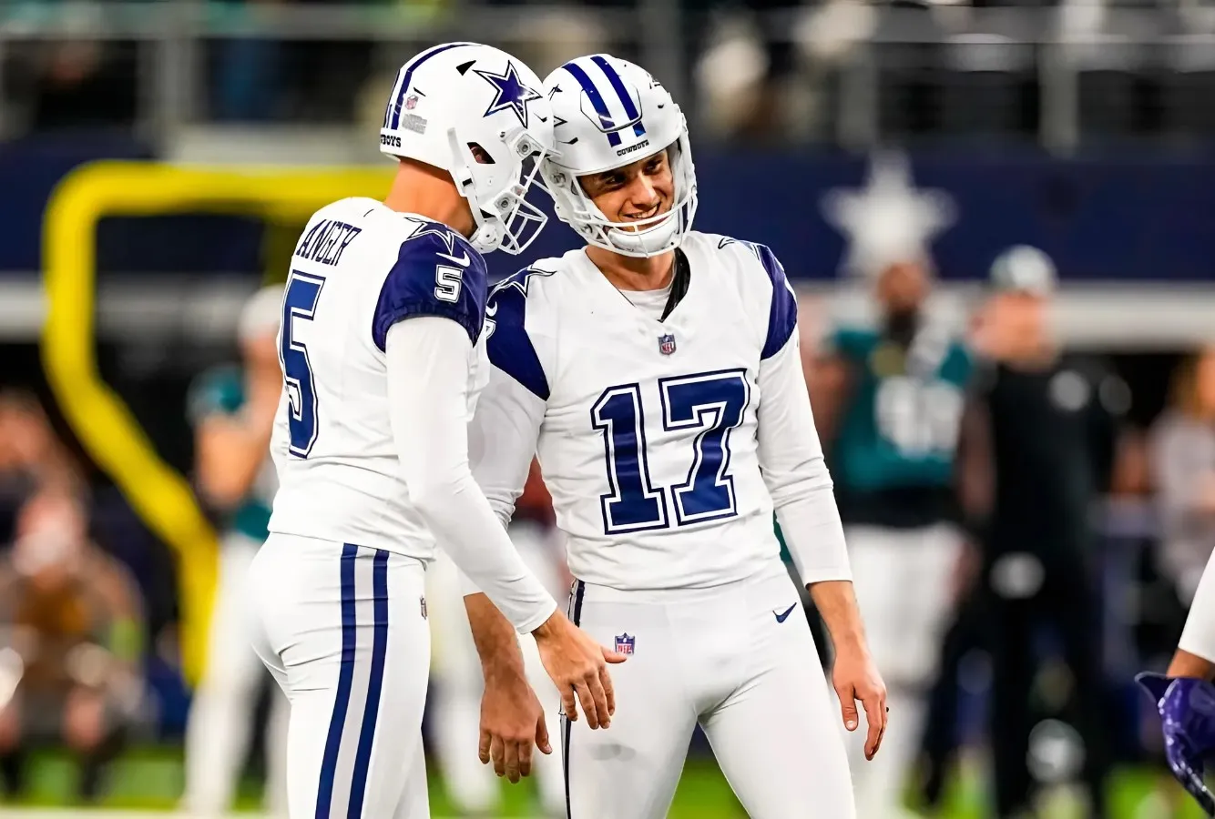 Dallas Cowboys players help kicker Brandon Aubrey with gender reveal