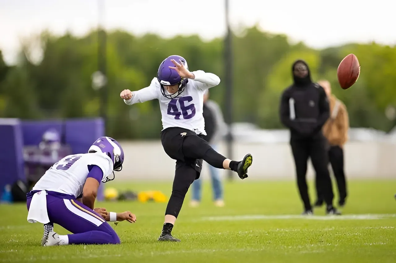 Reporters Blown Away by How Good Vikings’ Rookie Kicker Is