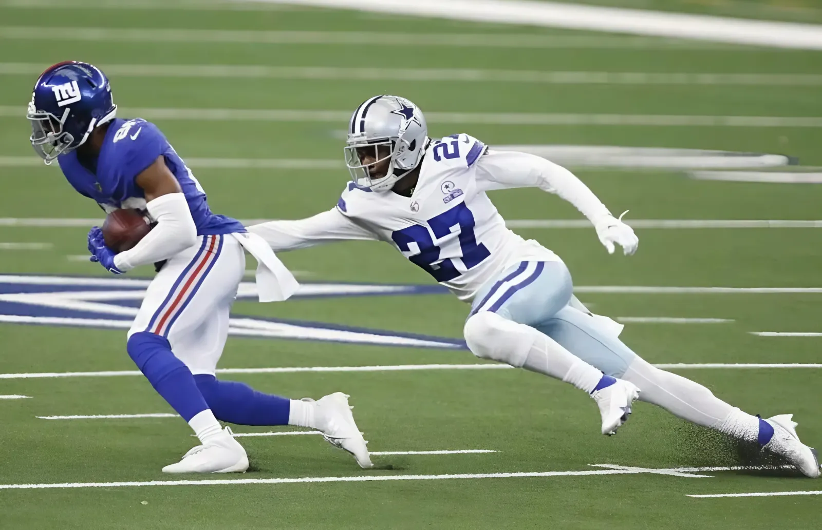 Giants Receiver Darius Slayton Playfully Trolls Cowboys Fan Base