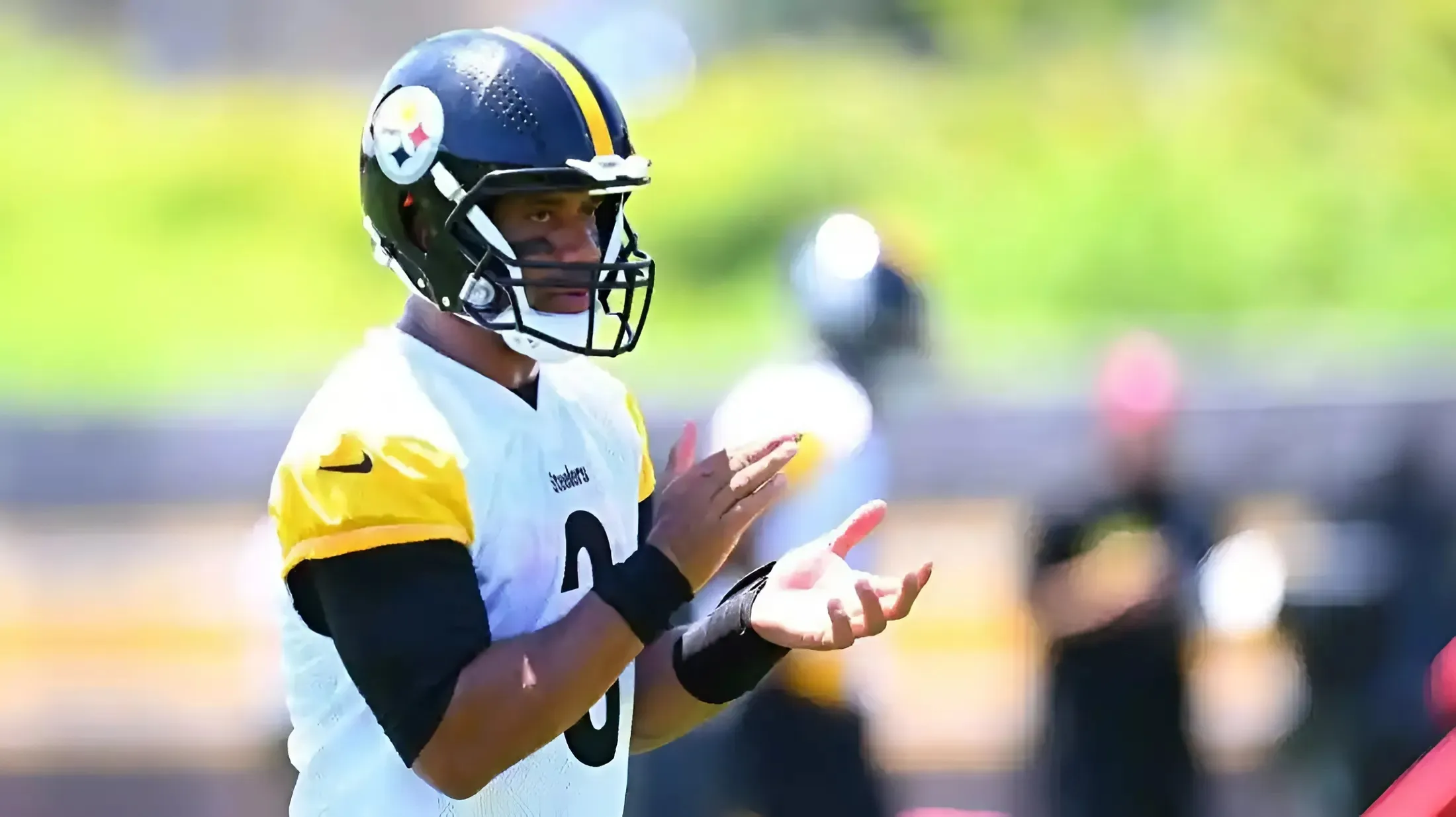 Russell Wilson Sends Strong Message About Joining Steelers After Broncos Tenure