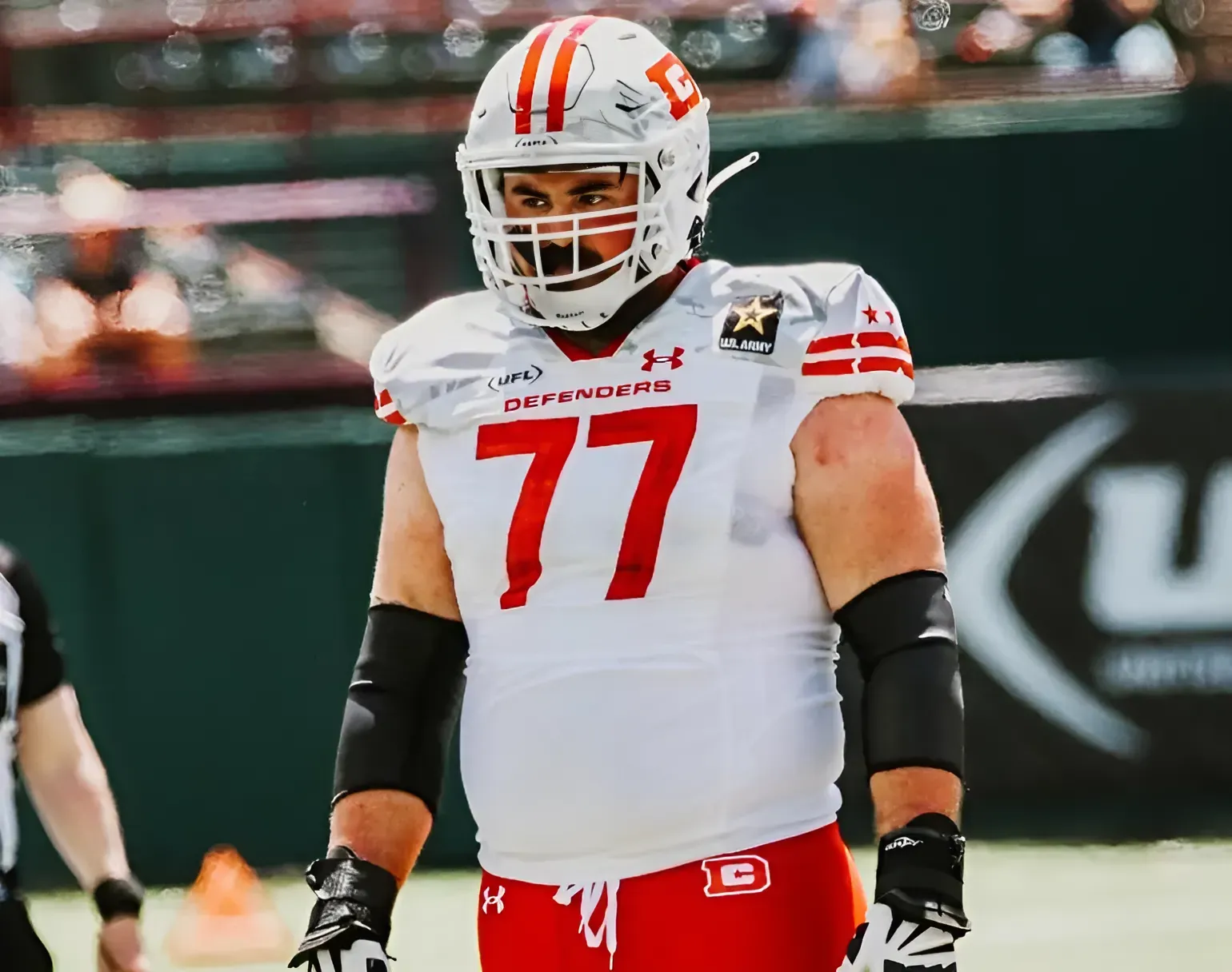 New England Patriots Sign Defenders OG Liam Fornadel