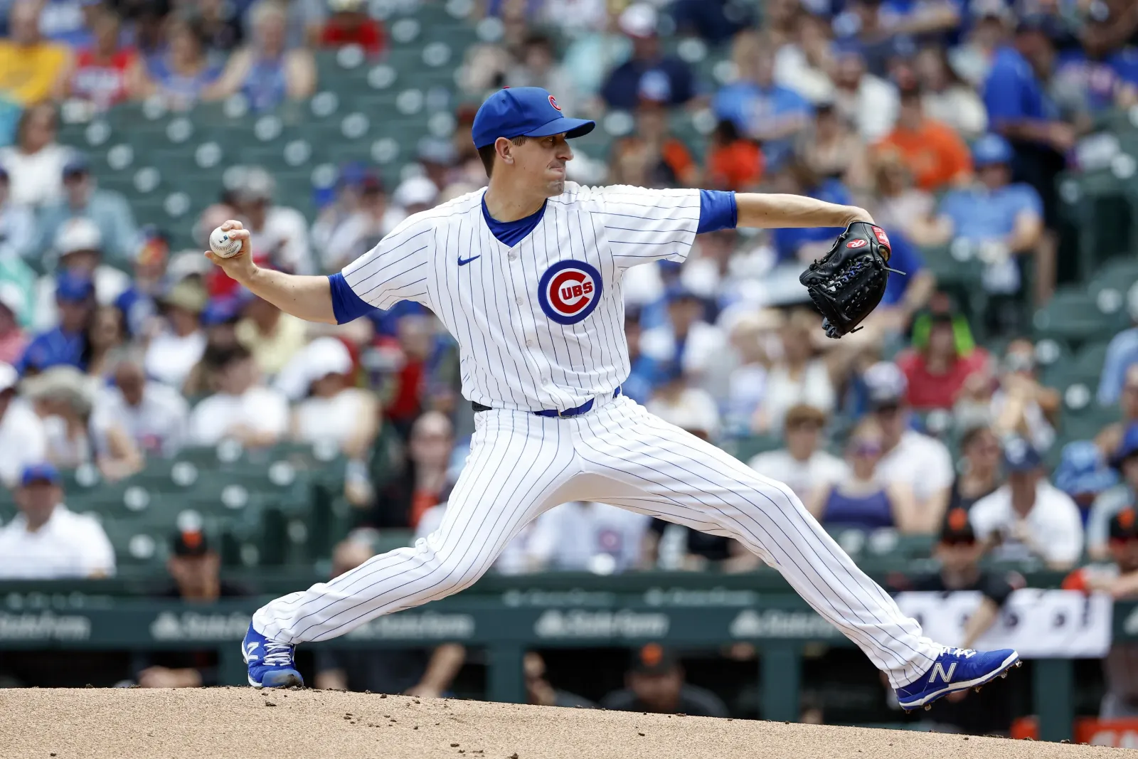 Kyle Hendricks strikes out season-high 8 as Cubs edge Giants