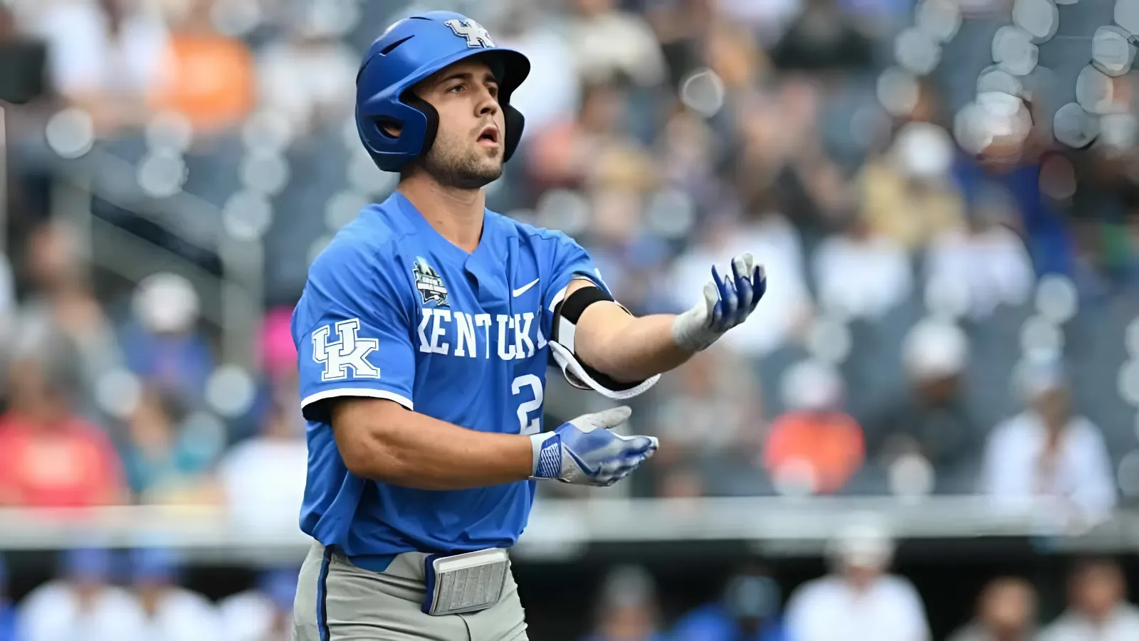 Chicago Cubs Linked To Star Kentucky Outfielder In Latest MLB Mock Draft