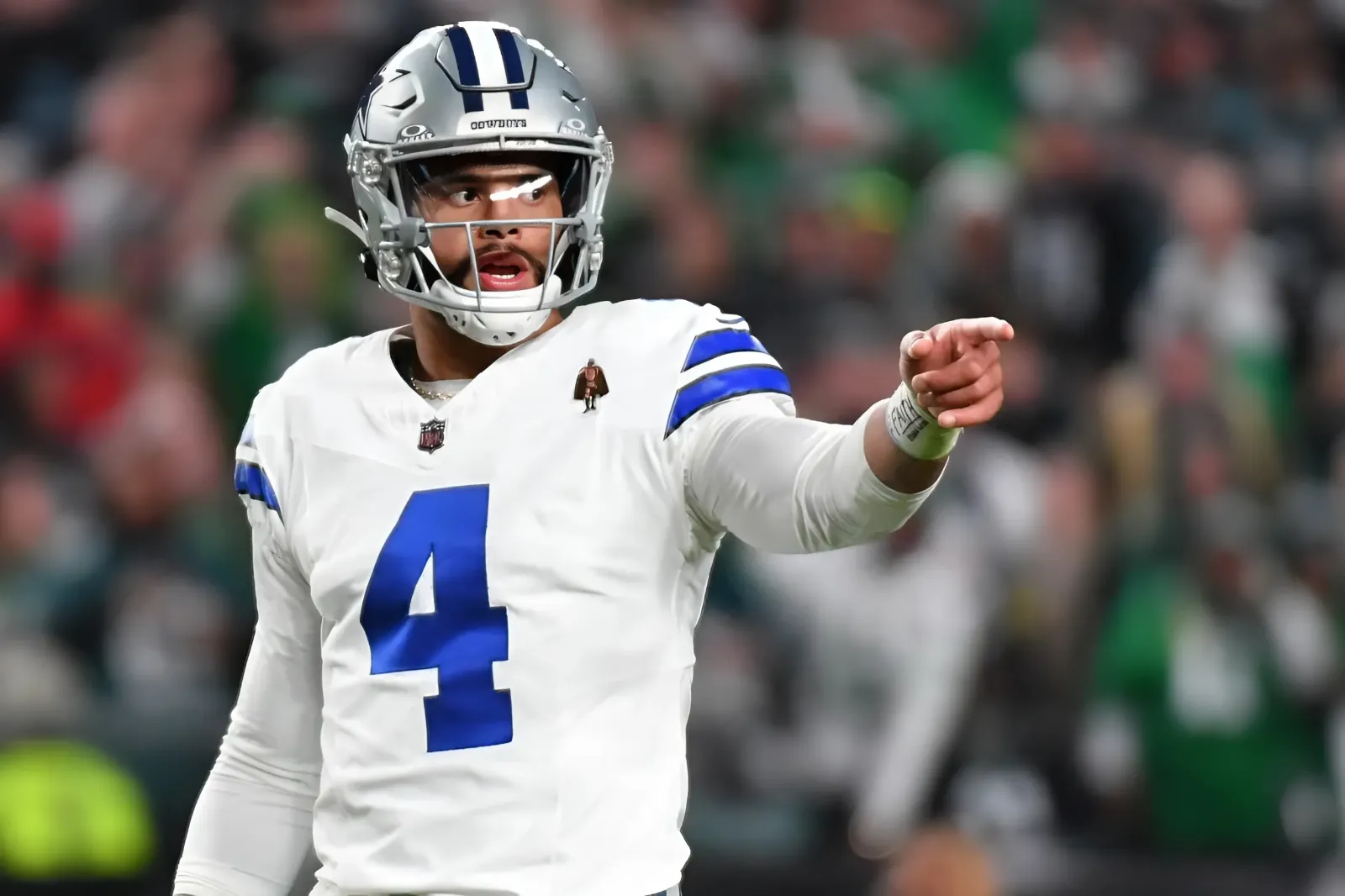 Cowboys Could Replace Dak With $150 Million 4-Time Pro Bowl QB, Says Analyst