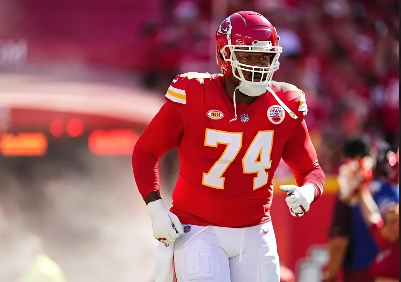 Chiefs Starter Named to NFL Writer’s ‘All-Overpaid Team’