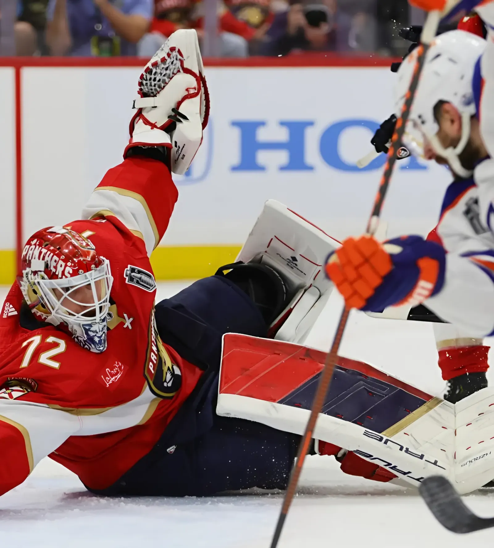 Wild sequence saves Panthers en route to first Stanley Cup Trophy