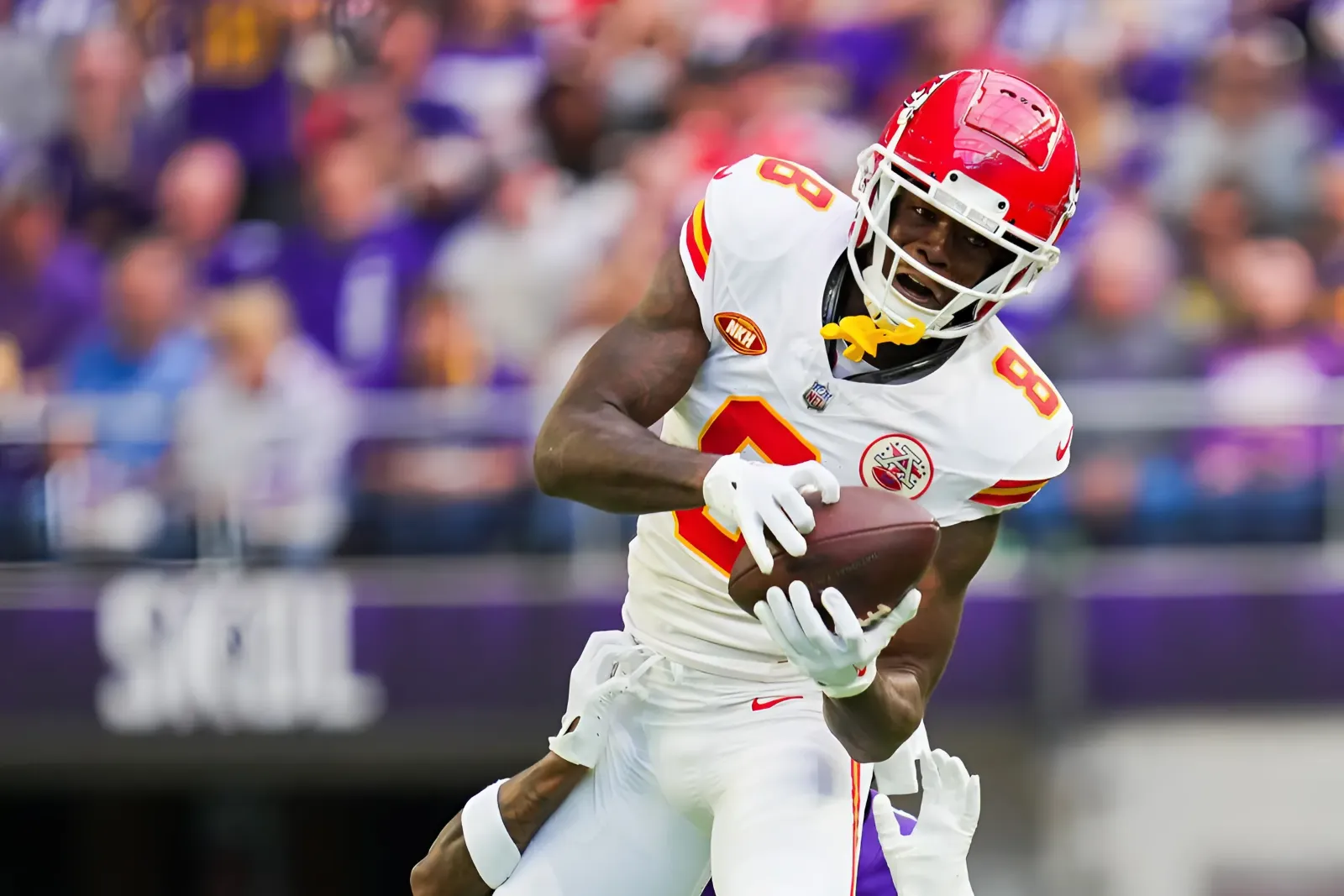 Popular Chiefs WR Slipping on Depth Chart: ‘Best Connection Was With Wentz’