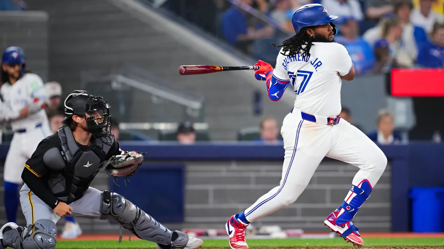 Vladimir Guerrero Jr. ‘Happy to Help’ Yankees: 6 Names That Could Make it Happen