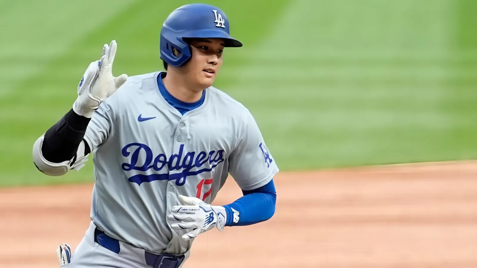 Dodgers' Dave Roberts wary of Shohei Ohtani doing Home Run Derby