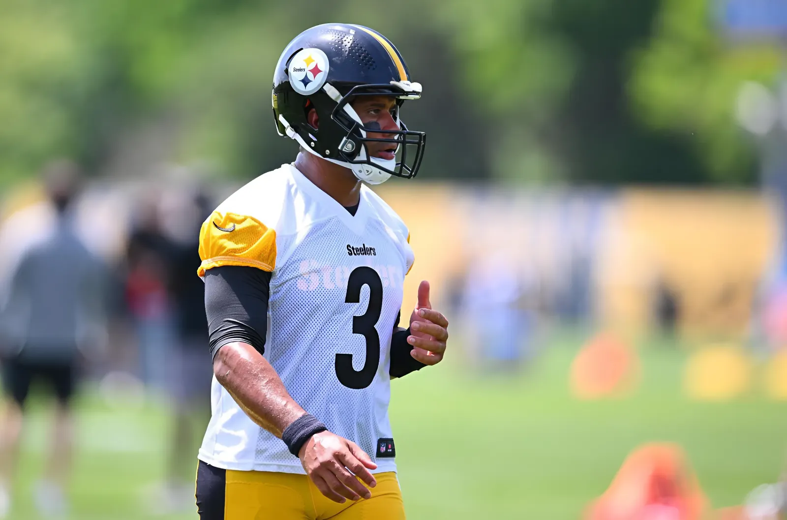 Russell Wilson is working out with a big-time WR Steelers could trade for