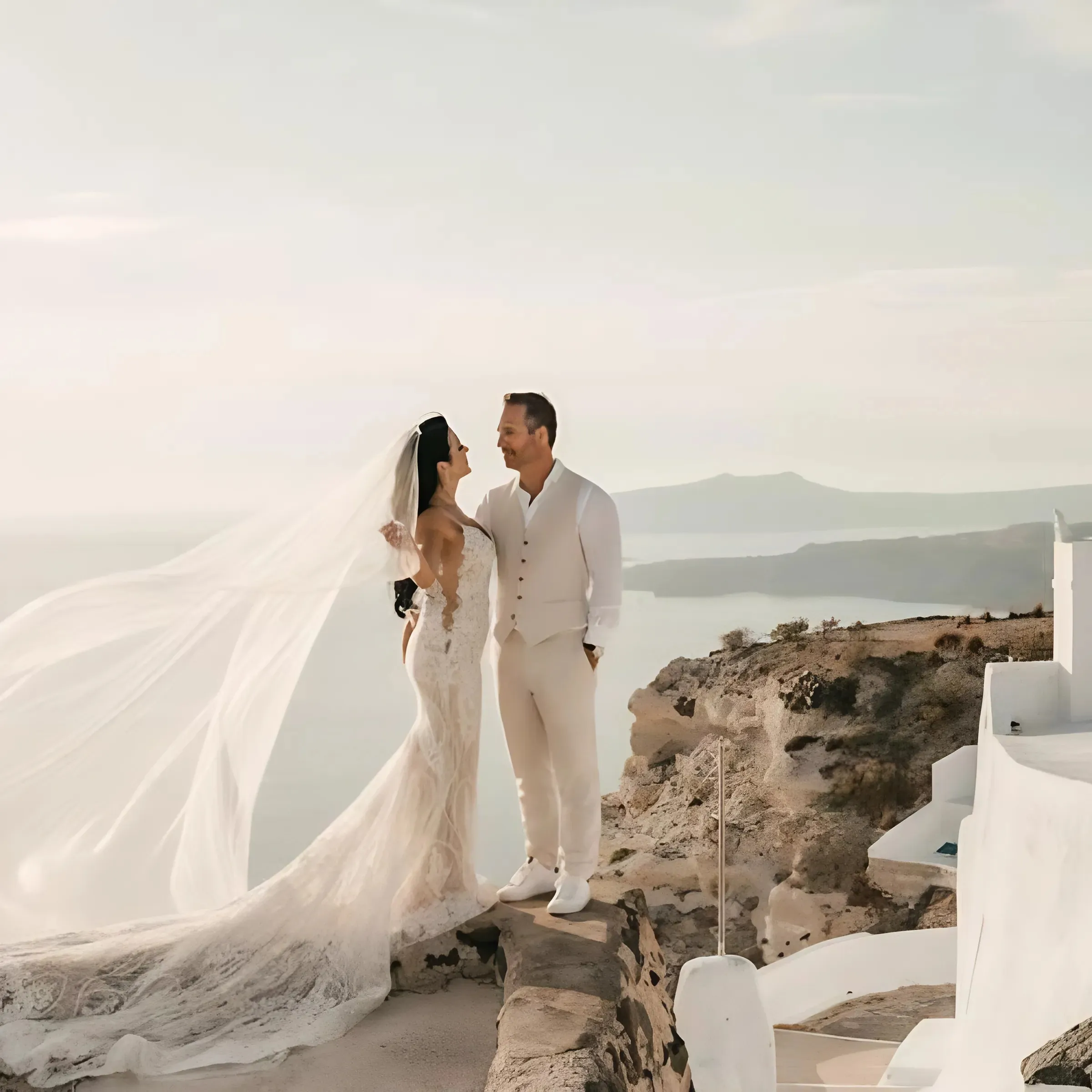 ‘Bachelor’ Winner Marries NFL Player in Intimate Italian Wedding