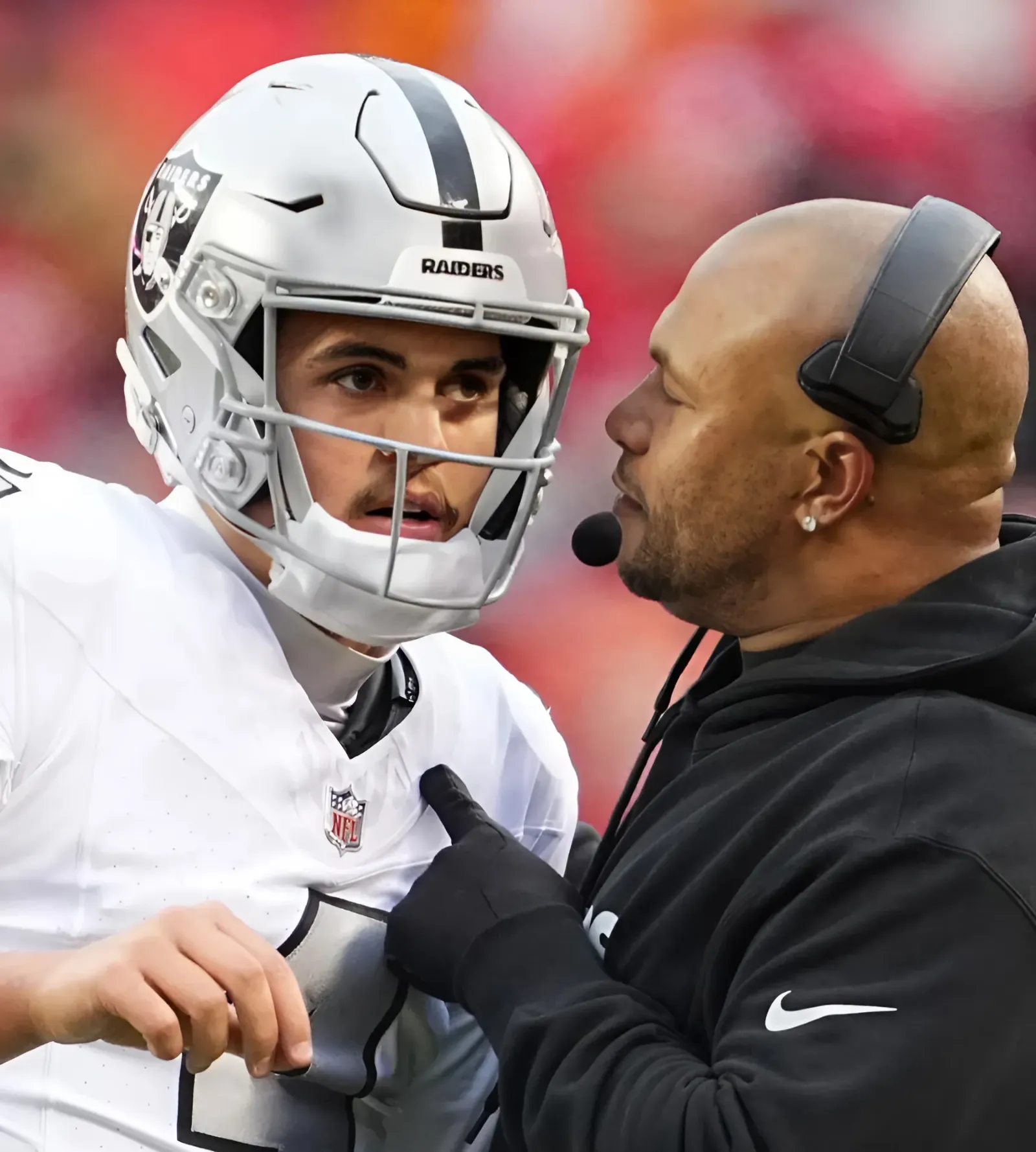 Raiders QB Aidan O'Connell Remaining Himself While Battling for the Starting Position