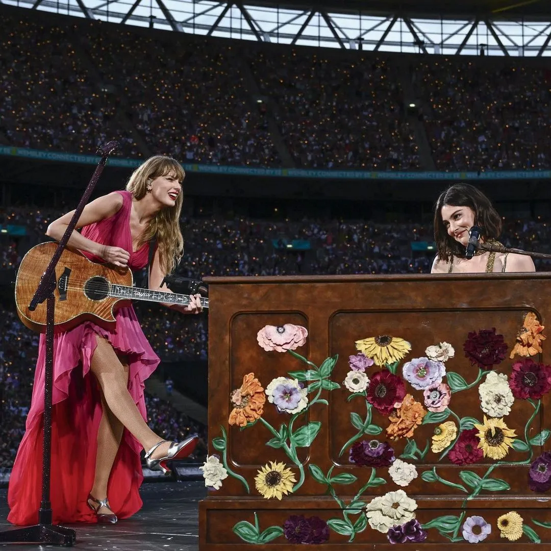 Taylor Swift Brings Gracie Abrams Onstage for Surprise Performance of “Us” at ‘The Eras Tour’ Concert In London