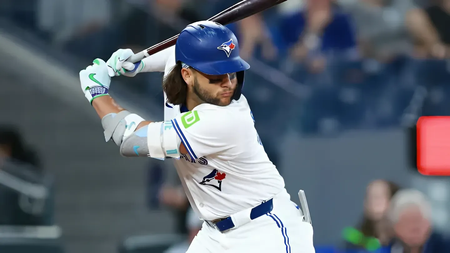 A new Red Sox-Blue Jays trade that changes everything in AL East