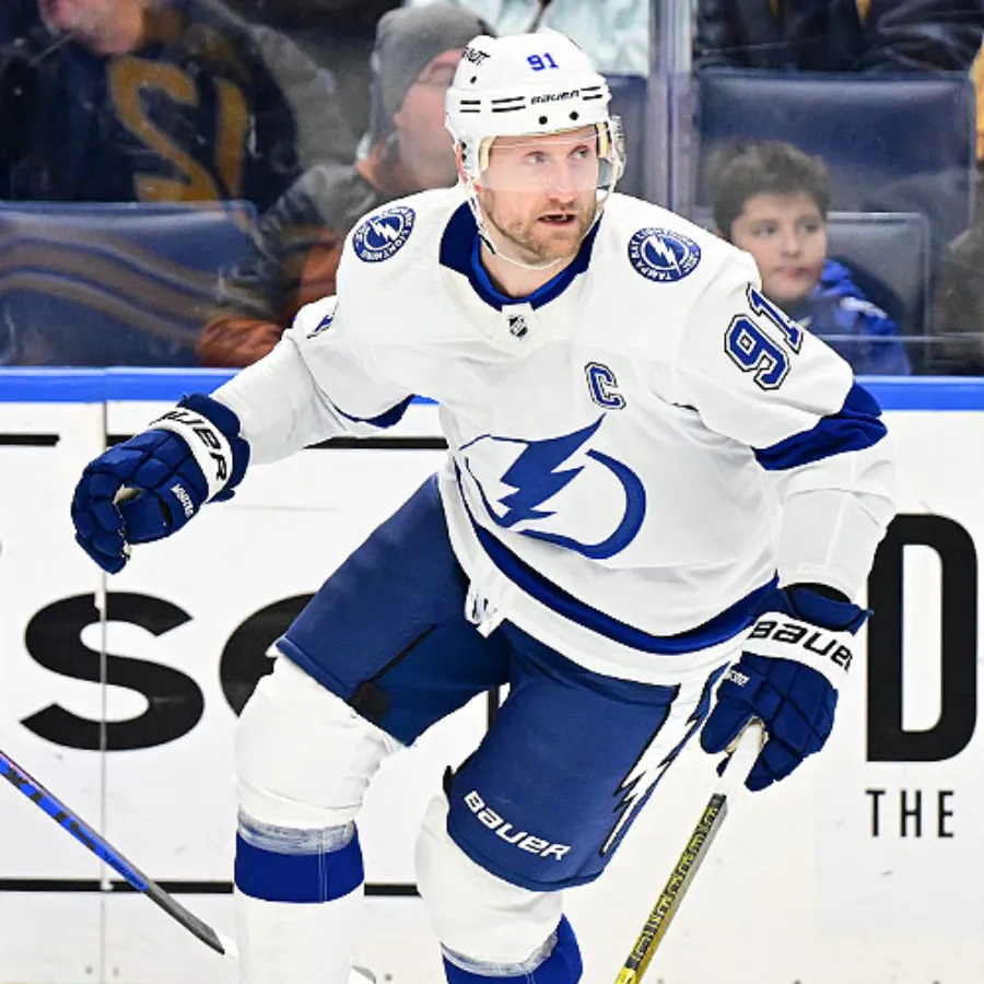 Should Steven Stamkos Be a Target For the Carolina Hurricanes?