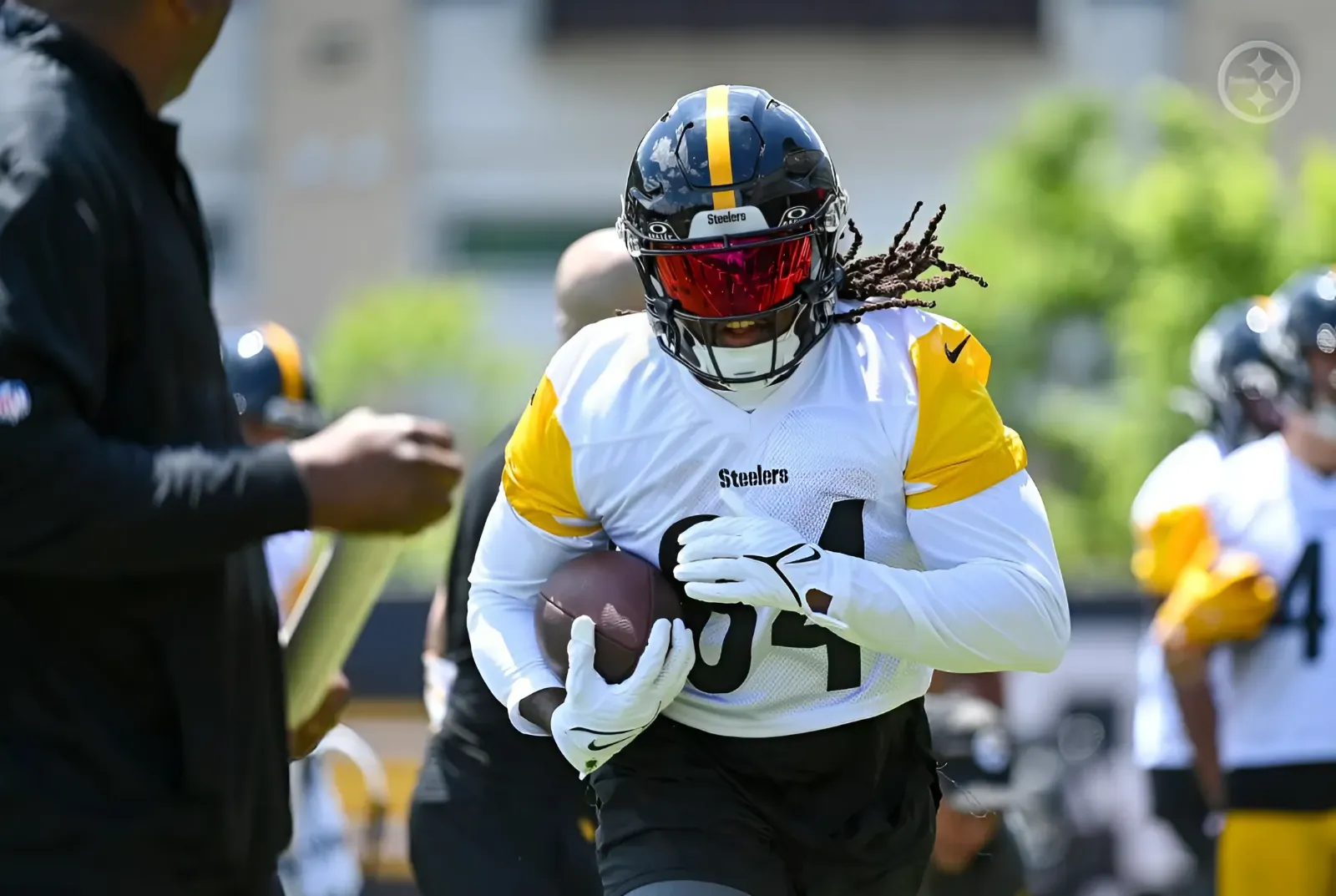 Steelers Are Giving Cordarrelle Patterson Plenty Of Frustrations Early On At Practice