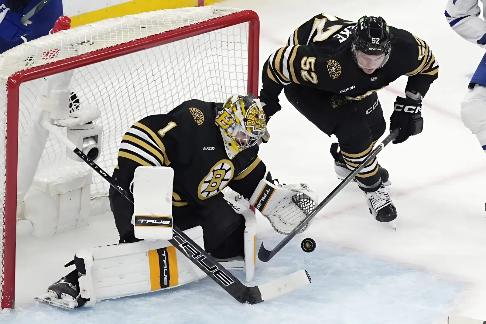 Bruins Hand Qualifying Offer To Swayman, Other RFAs Before NHL Free Agency