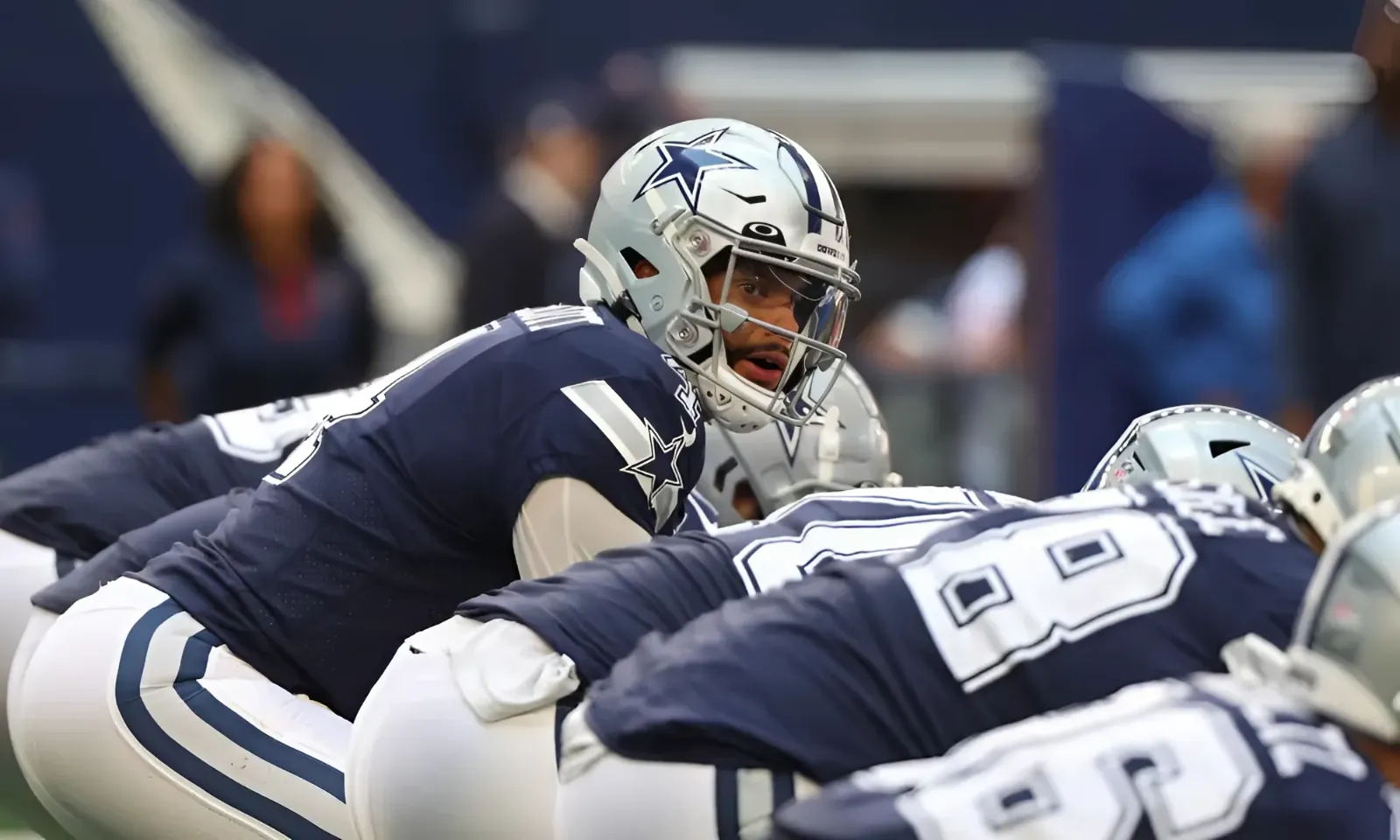 Cowboys run-pass splits under center show disturbing predictability