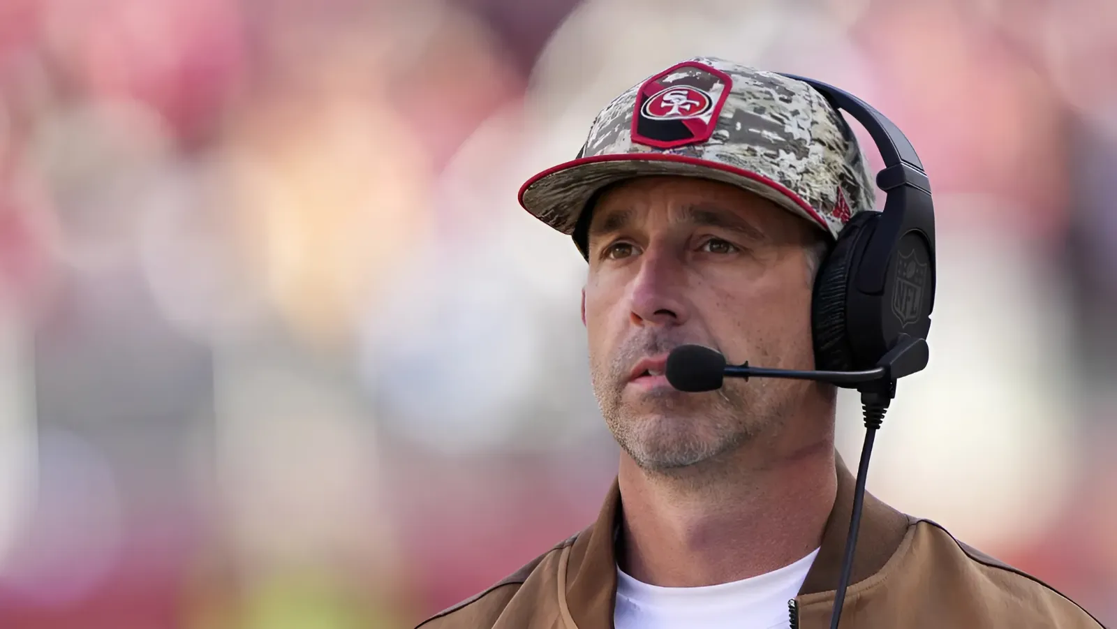 Kyle Shanahan channels inner Jim Tomsula with radical facial hair