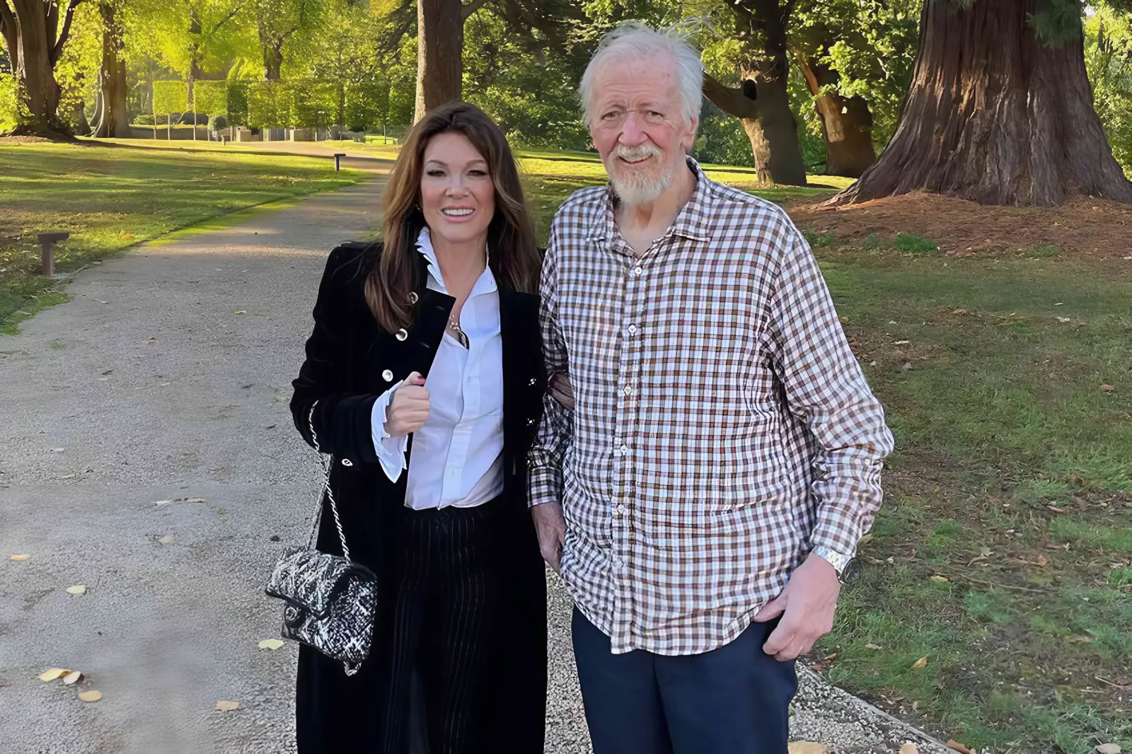 Lisa Vanderpump 'broken-hearted' after the death of her father