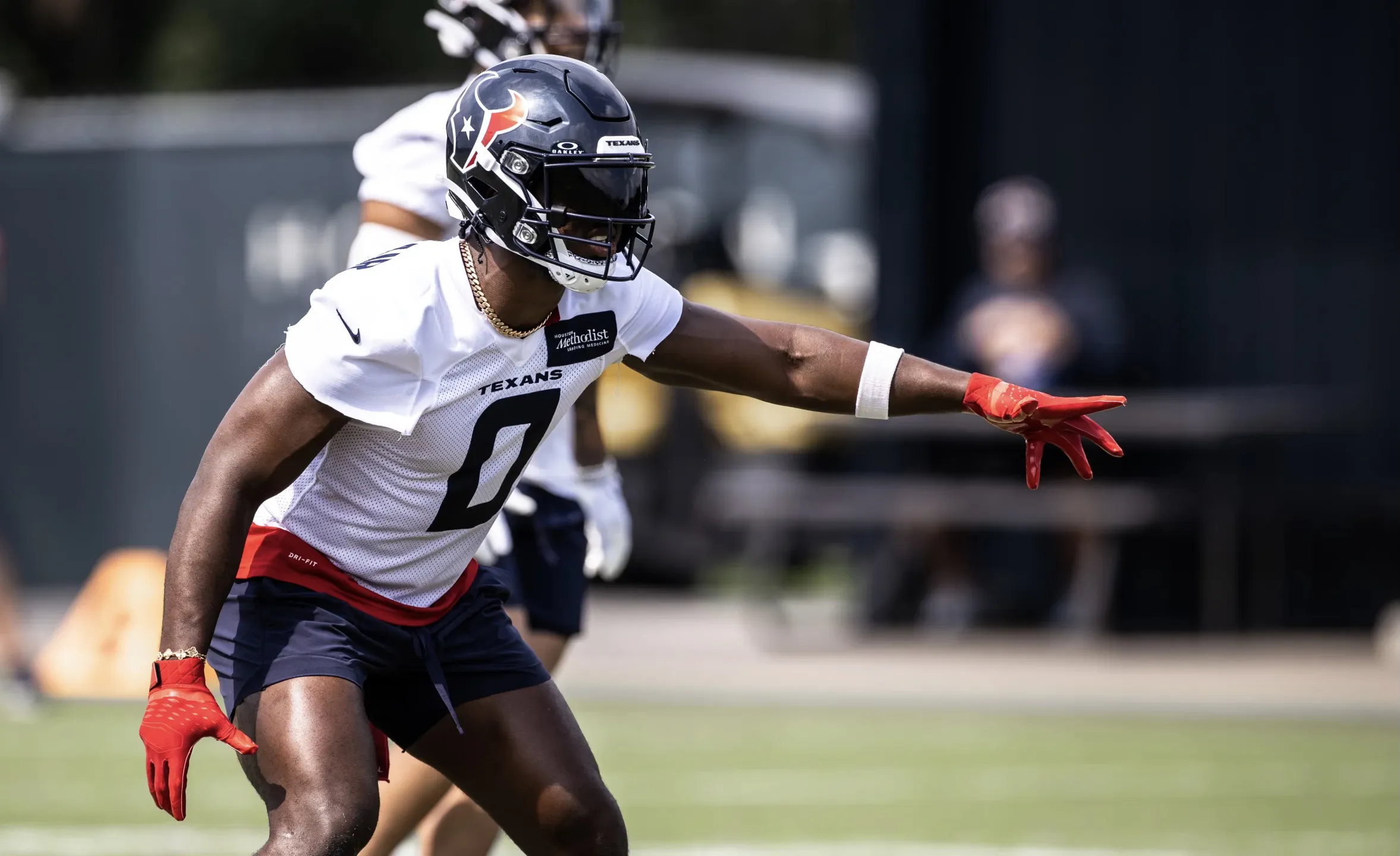 Texans' Christian Harris Makes 'Explosive' First Impression on Azeez Al-Shaair