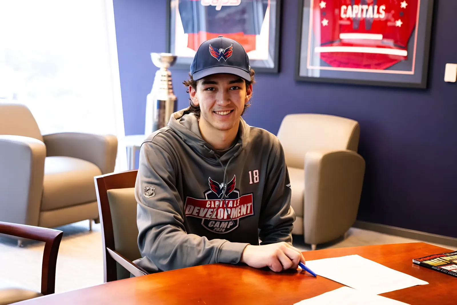 Capitals sign first-round draft pick