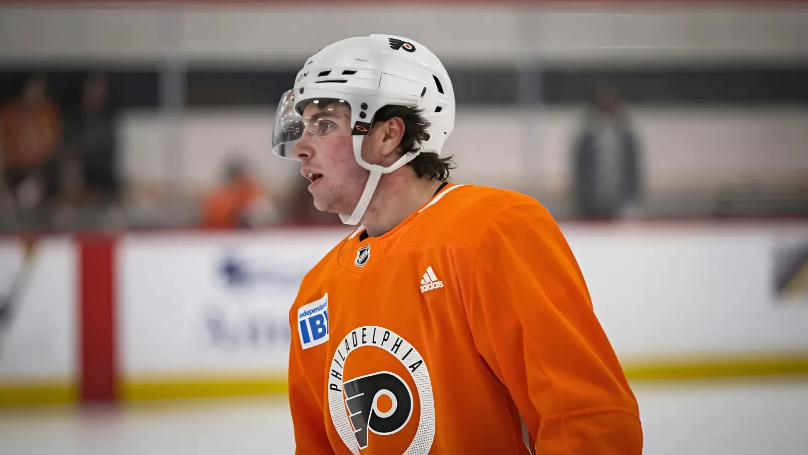 Jett Luchanko drawing praise from teammates, and coaches at Flyers development camp