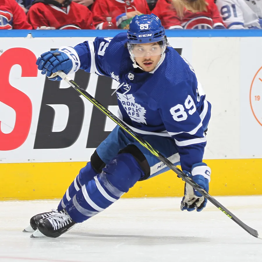 Hurricanes Need to Pursue Maple Leafs' Nick Robertson in a Trade