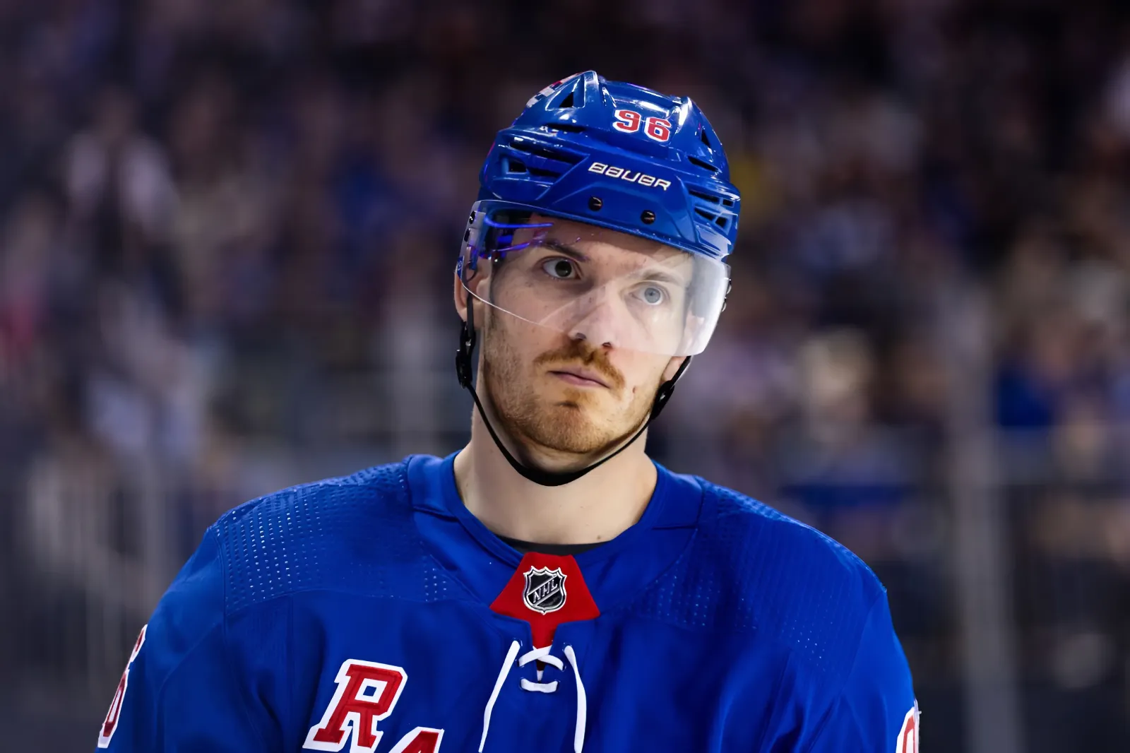 Former Rangers forward signs with Metropolitan Division rival