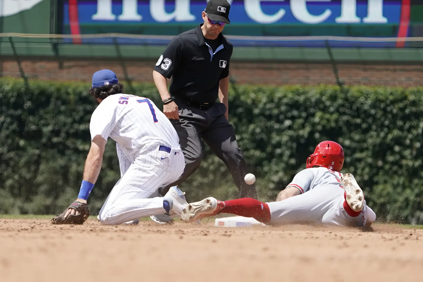 Cubs Knocked Down a Peg In 7-0 Drubbing From Angels