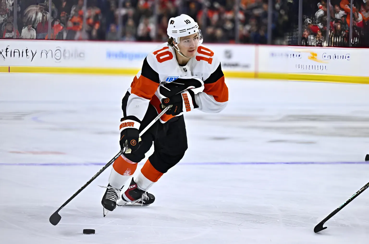 Flyers re-sign forward Bobby Brink to a two-year contract worth an AAV $1.5 million